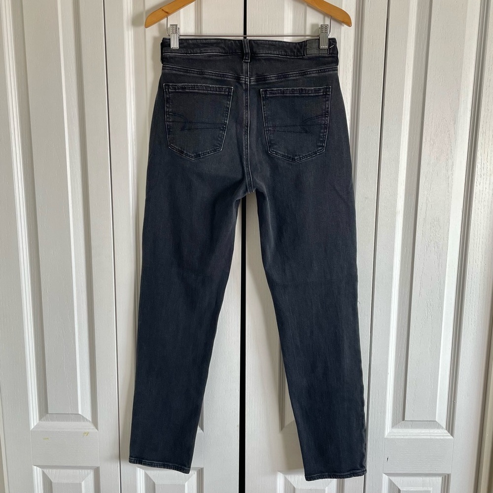 American Eagle Mom Jeans Women’s 6 Long 30” Inseam Black Ripped Straight Leg - Picture 6 of 15